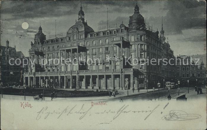 Koeln Rhein Domhotel bei Nacht