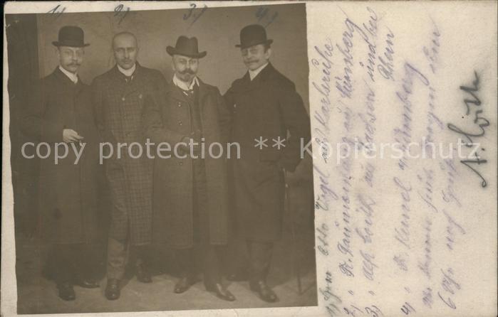 BERLIN  CITY Gruppenfotor Maenner