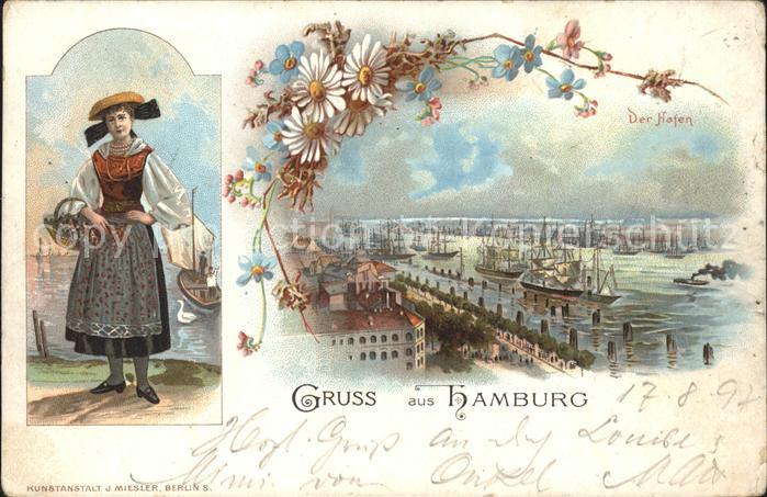 Hamburg Hafen Schiffe Frau in Tracht