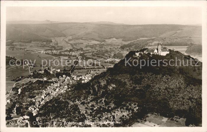 Neustadt Odenwald Panorama mit Burg Breuberg Fliegeraufna