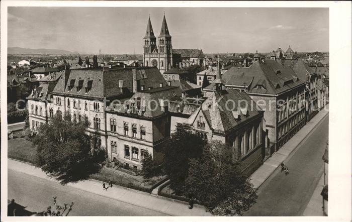 Landau Pfalz Englisches Institut mit Marienkirche