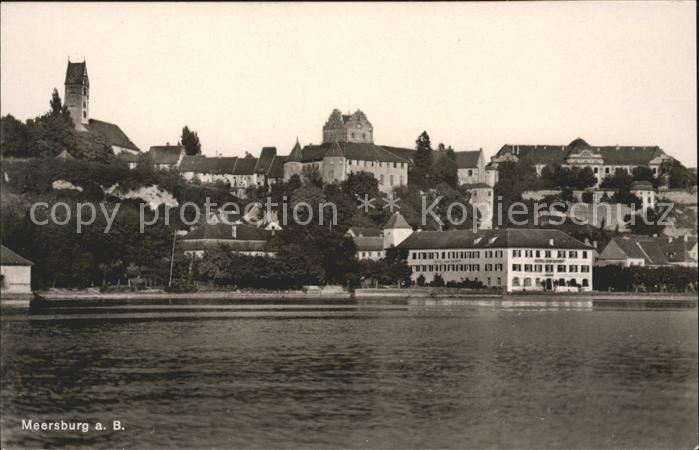 Meersburg Bodensee Blick vom See aus Kirche Schloss Hotel