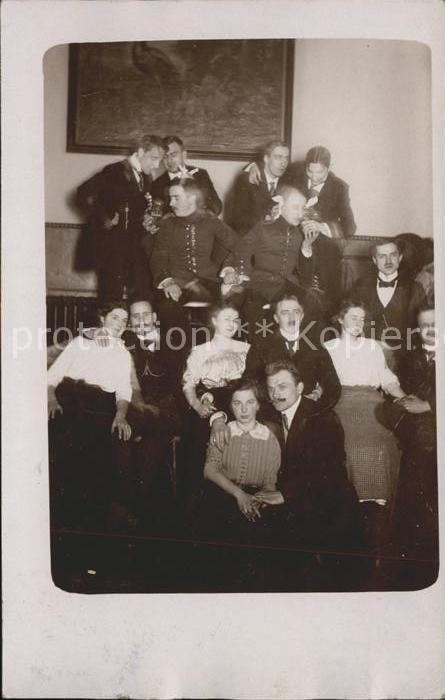 Groetzingen Karlsruhe Tanzpaare bei einer Pause