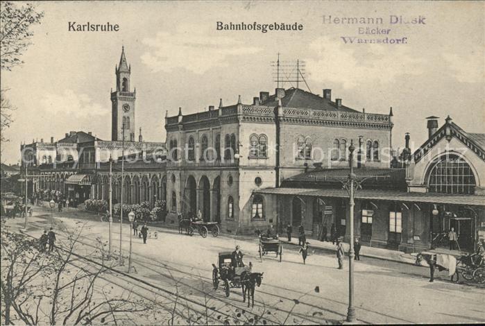 Karlsruhe Bahnhofsgebäude mit Pferdekutschen
