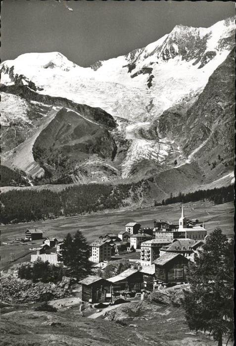 Saas-Fee Gesamtansicht