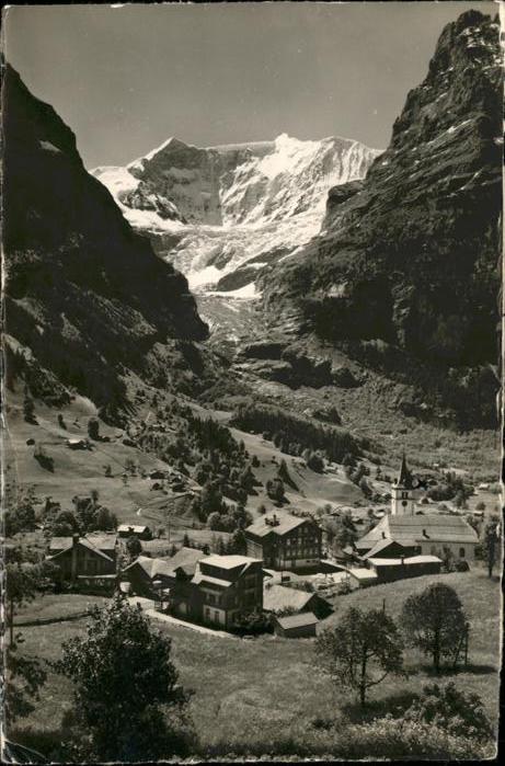 Grindelwald BE Schulhaus Kirche