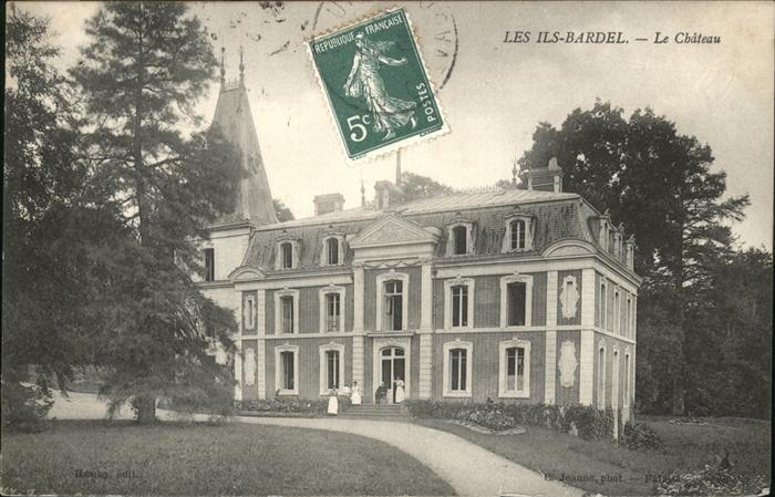 Les Isles-Bardel Chateau