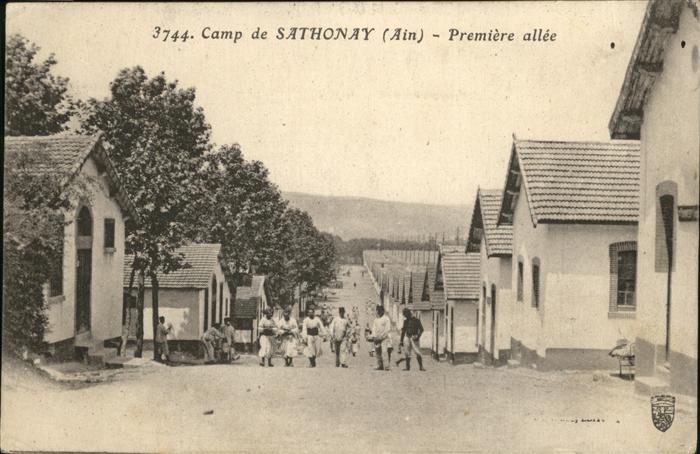 Sathonay-Camp Premiere allee