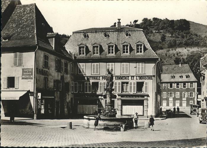 Thann Haut Rhin Elsass Rue Statue Saint Thiebaut Brunnen