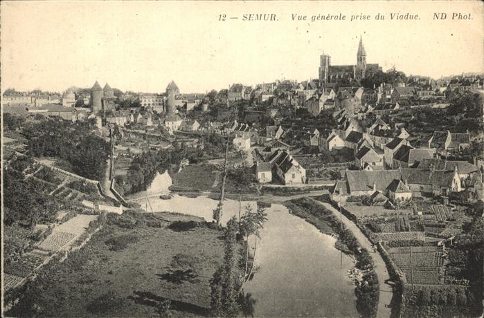 Semur-en-Auxois Vue generale
