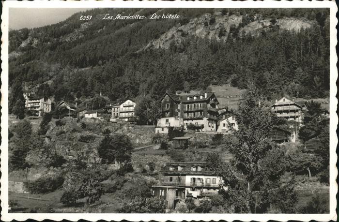 Les Marecottes Hotels