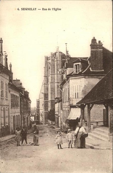 Seignelay Rue de Eglise