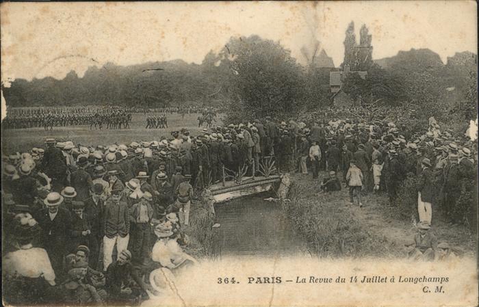 Paris Revue du 15. Juillet Longchamps