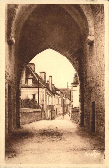 Orthez Edude sous la Tour du Pont