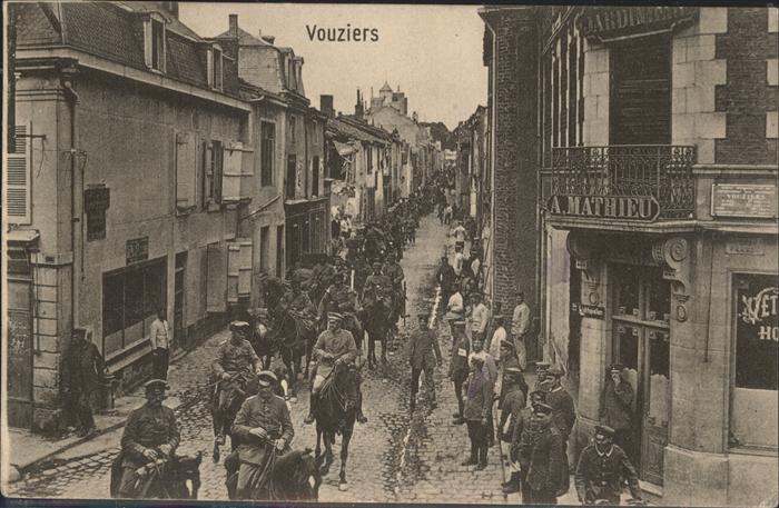 Vouziers Militär Pferde