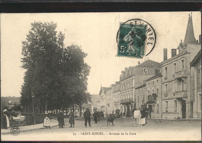 Saint-Mihiel Avenue de la Gare Hund