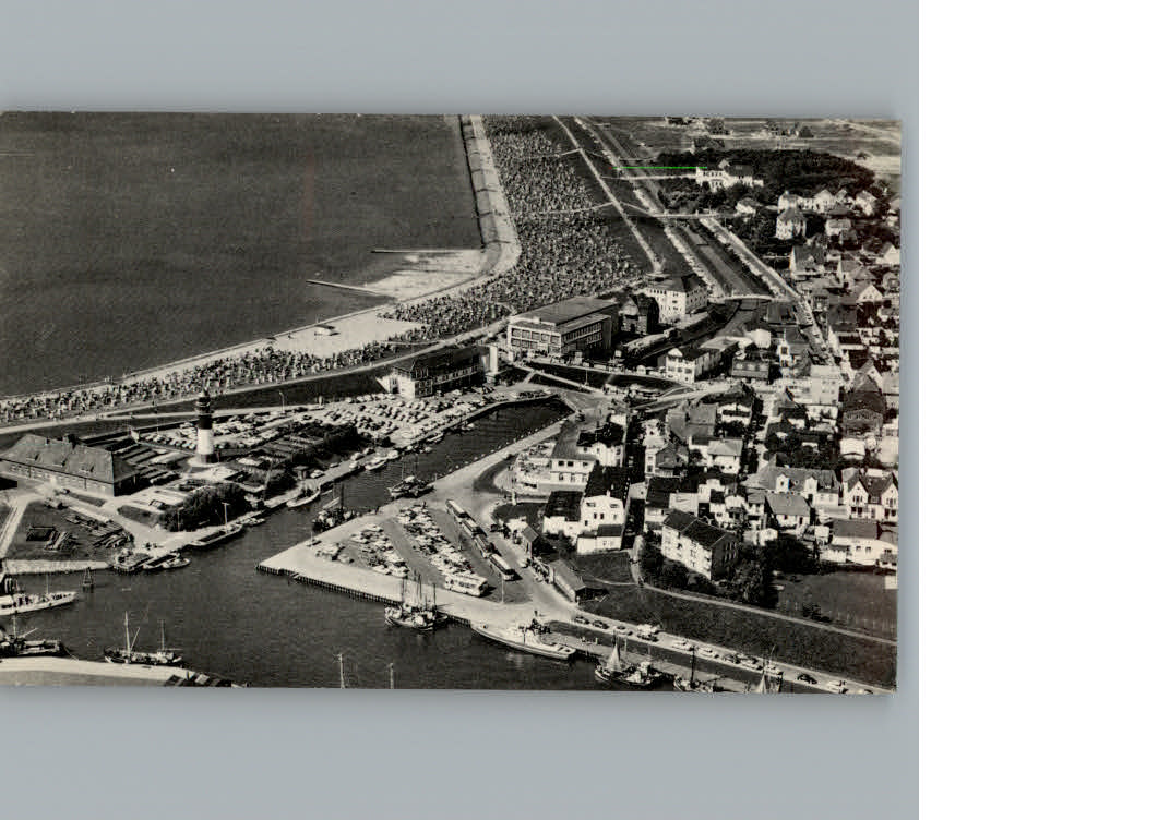 Buesum Nordseebad Fliegeraufnahme Leuchtturm