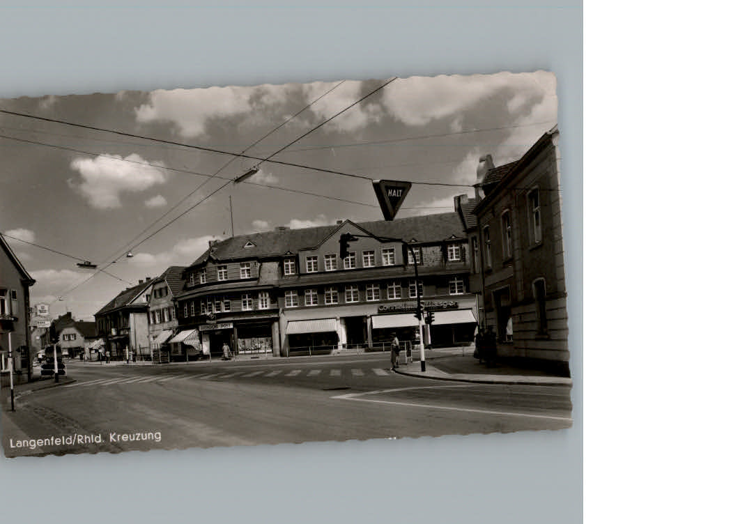 Langenfeld Rheinland Handlung