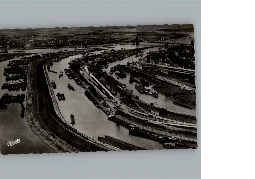 Duisburg Ruhr Fliegeraufnahme Hafen