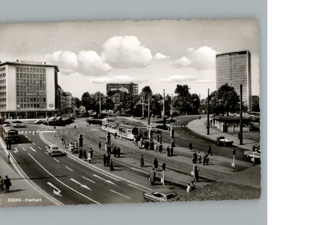 Essen Ruhr Strassenbahn Freiheit