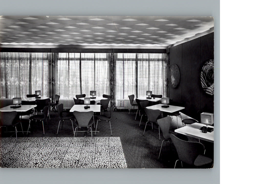 Buschhuetten Cafe am Hochhaus