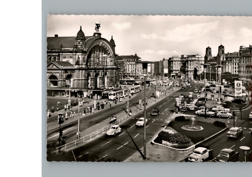 Frankfurt Main Am Hauptbahnhof Strassenbahn