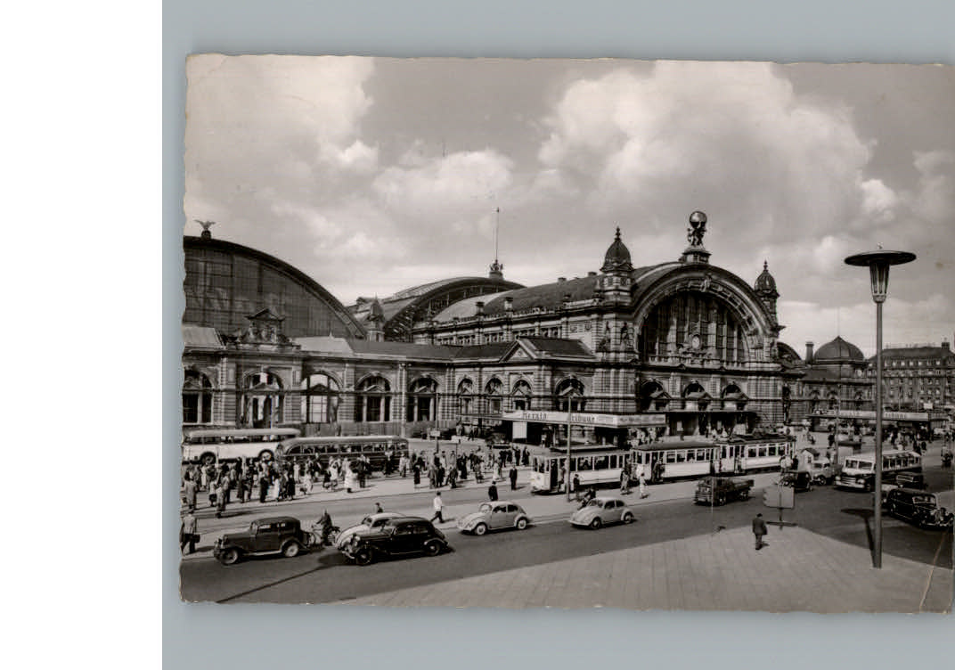 Frankfurt Main Am Hauptbahnhof Strassenbahn