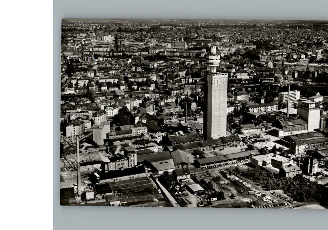 Frankfurt Main Fliegeraufnahme Henninger Turm