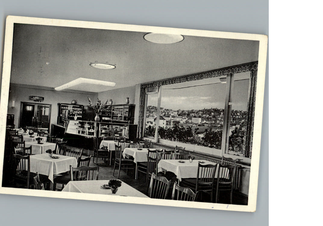 Stuttgart Handlung mit Restaurant