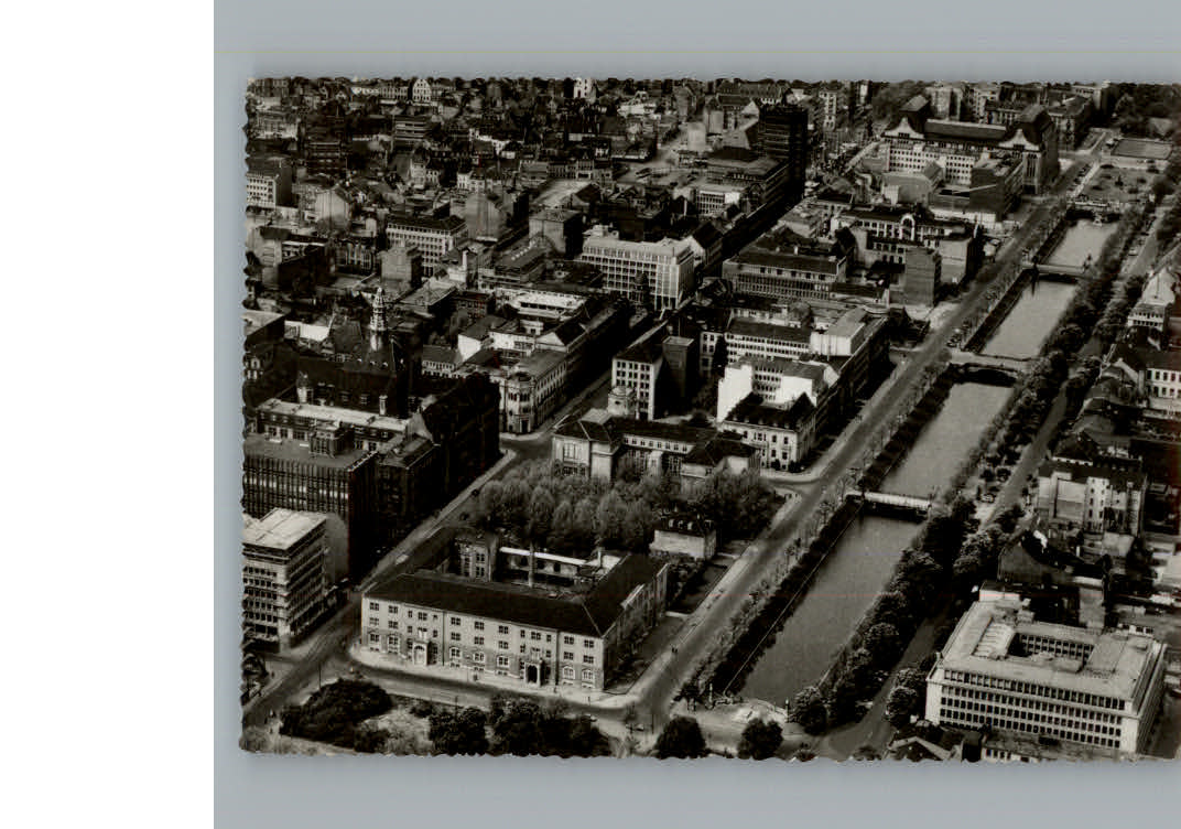 Duesseldorf Fliegeraufnahme Koenigsallee