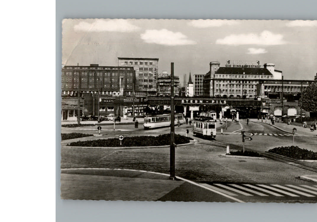 Essen Ruhr An der Freiheit Strassenbahn