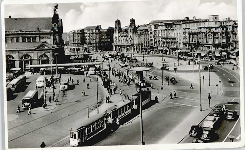 Frankfurt Main Am Hauptbahnhof Strassenbahn