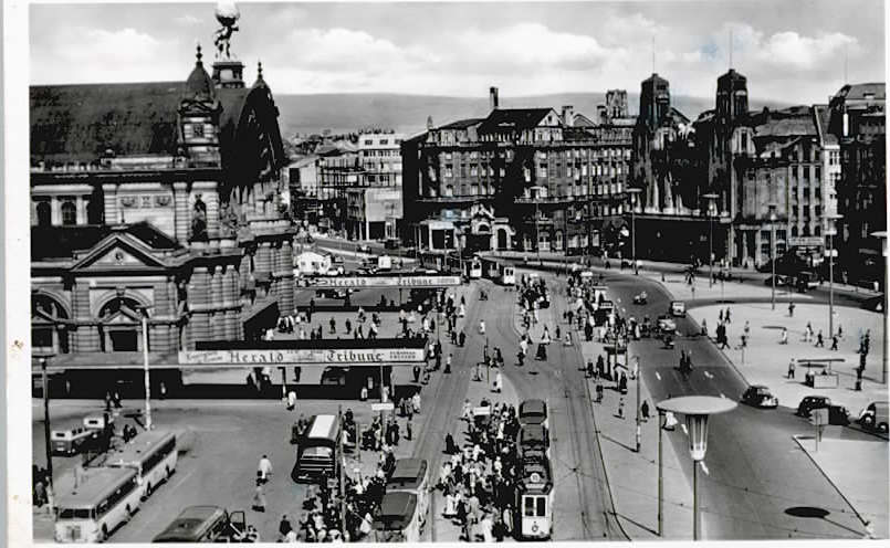 Frankfurt Main Bahnhofsplatz Strassenbahn
