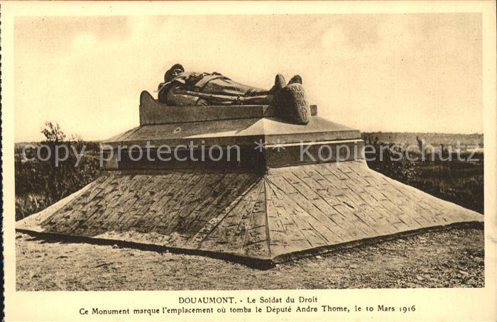 Douaumont Soldat du Droit