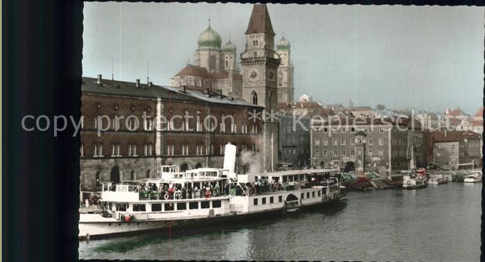 Dampfer Binnenschifffahrt Passau Rathausquai