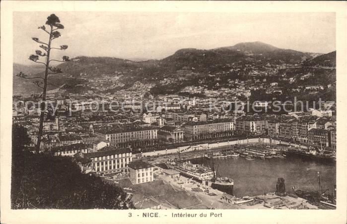 Nice Alpes Maritimes Interieur du Port Cote d_Azur