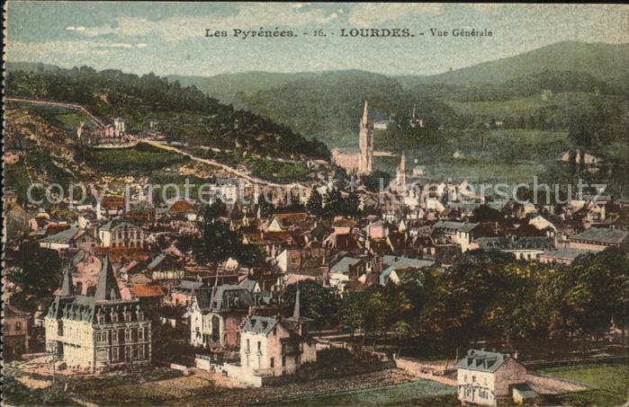 Lourdes Hautes Pyrenees Vue generale