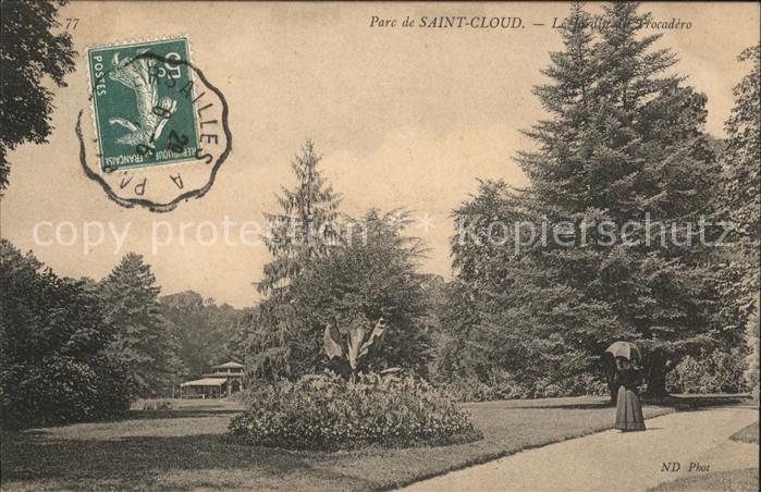 Saint-Claud Promenade Parc Jardin du Trocadero Stem