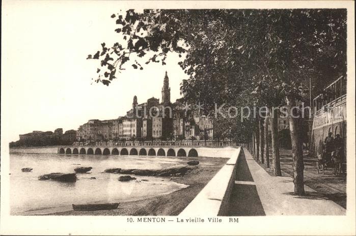 Menton Alpes Maritimes Vue sur la vieille ville