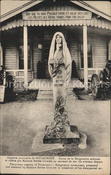 Douaumont Ossuaire Statue de la Resignation