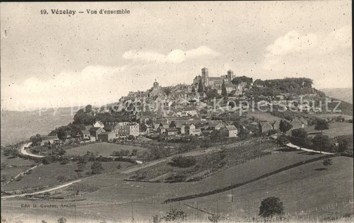 Vezelay Vue d_ensemble
