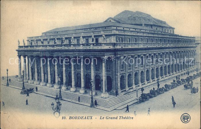 Bordeaux Le Grand Theatre Pferdedroschken