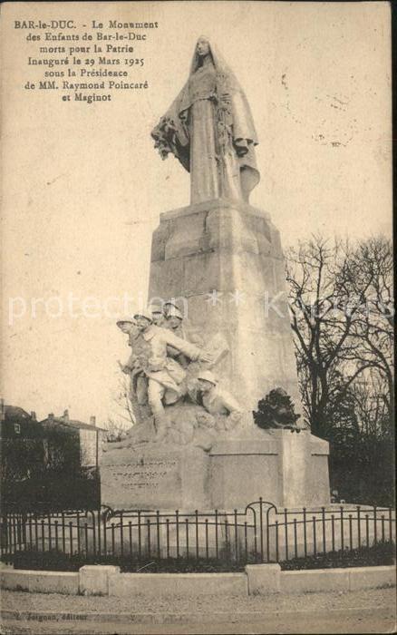Bar-le-Duc Monument des Morts pour la Patrie Statu