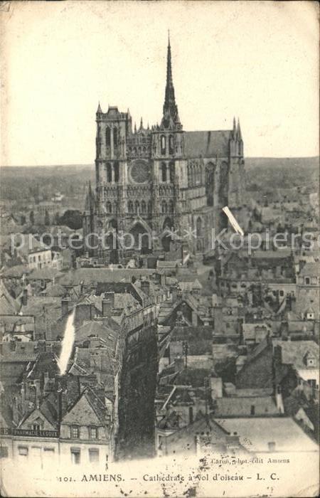 Amiens Cathedrale a vol d_oiseau