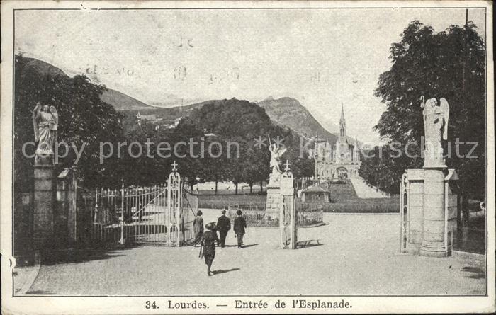 Lourdes Hautes Pyrenees Entree de l'Esplanade Monument Statue