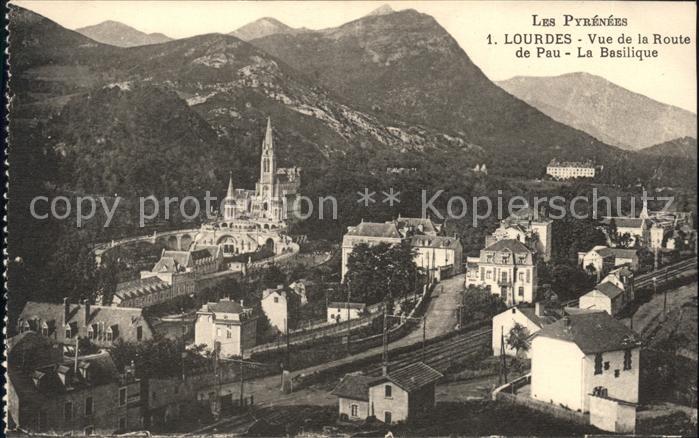 Lourdes Hautes Pyrenees Basilique vue de la Route de Pau Chemin