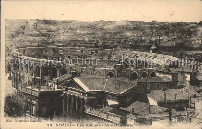 Nimes Les Arenes vue generale
