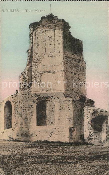 Nimes Tour Magne