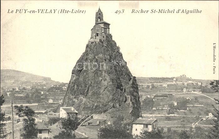 Le Puy-en-Velay Rocher Saint Michel d_Aiguilhe