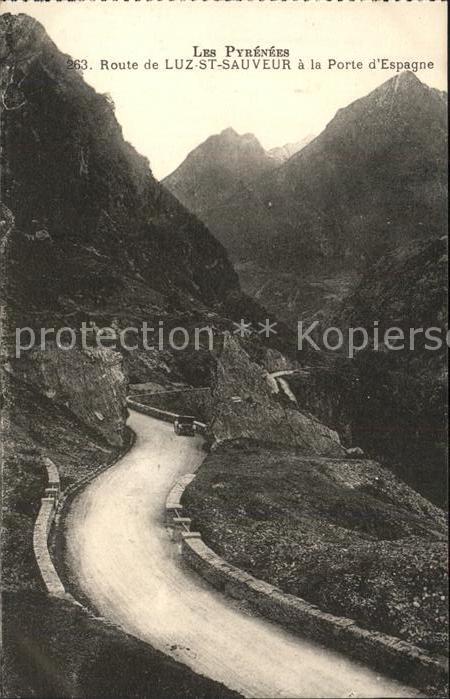 Luz-Saint-Sauveur Hautes Pyrenees Route a la Porte d_Espagne